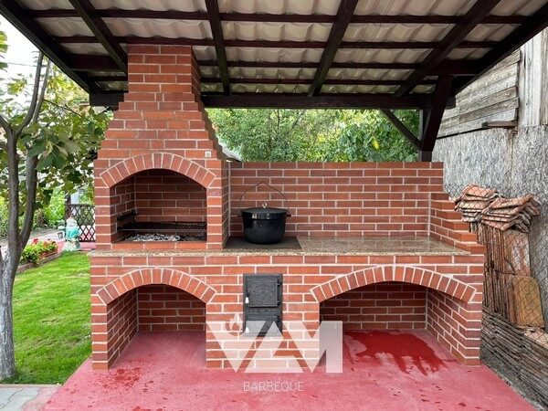 Gratar de curte din caramida cu plita pentru ceaun si blat de lucru - VLM Barbeque Arad - 020