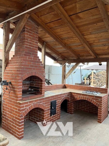 Grill de terasa cu rotisor, chiuveta, aragaz si blat de lucru din marmura - VLM Barbeque Arad - 031